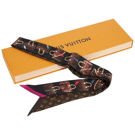 louis vuitton scarv|louis vuitton twilly scarf.